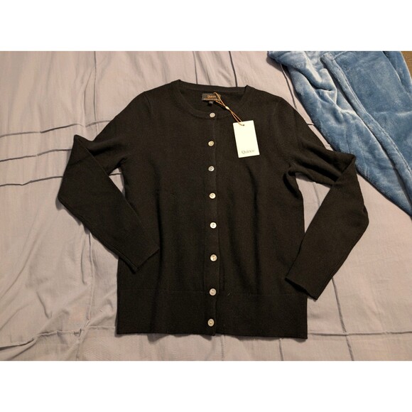 Quince Sweaters - NWT Quince Women's 100% Mongolian Cashmere Button Up Cardigan XS Black Preppy